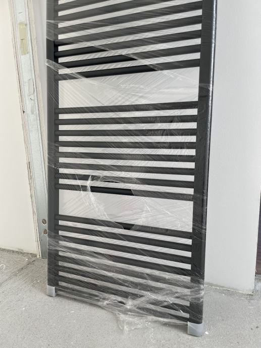 Kopalniški radiator lojtra Bial Alta 600x1694mm črn/antracit