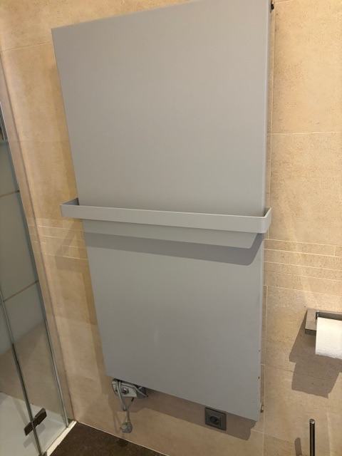 Stenski Radiator Stenski električni radiator CALEIDO ICE BAGNO