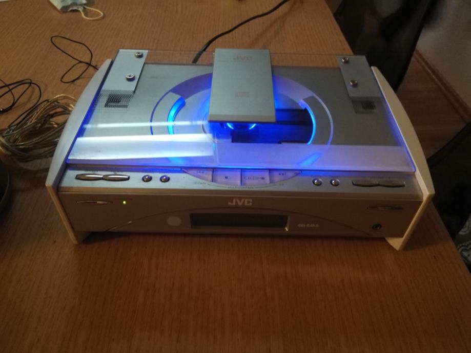 JVC FSSD7R CD predvajalnik in radio