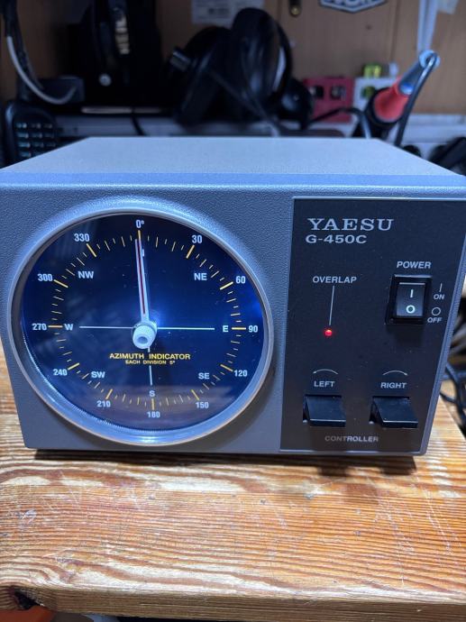 Yaesu G-450ADC Rotatore Per Antenna, Standard, Piccolo, Colore Viola E Bianco, Nuovo