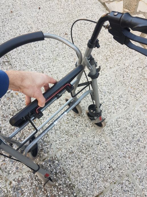 HODULJA, ROLATOR WALKING AID GIGO