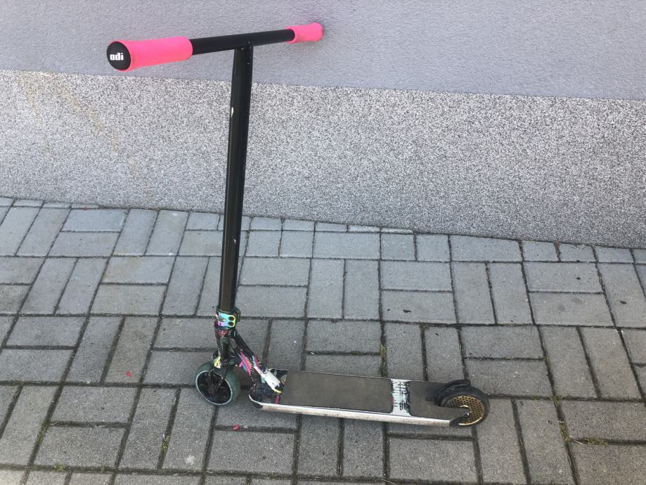 Skakalni skiro Prodigy s8 + kronos T bar + original prodigy bar