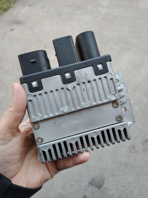Unité De Commande De Ventilateur De Radiateur 7H0 919 506 D Forte Durete De Refroidissement Elevee Pour Transporter T5 2003 2010 88605081