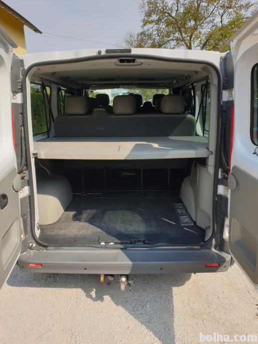 Najem / Izposoja / rent potniški kombi 8 + 1 9 OSEB LJUBLJANA
