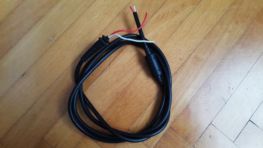 Dvožilni izhodni 1,4m dolg kabel od 90W HP adapterja (brez vtikača)