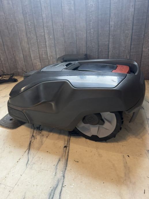 Husqvarna Automower 315X Rasenmäher Mähroboter bis 1500 qm Rasenrobote