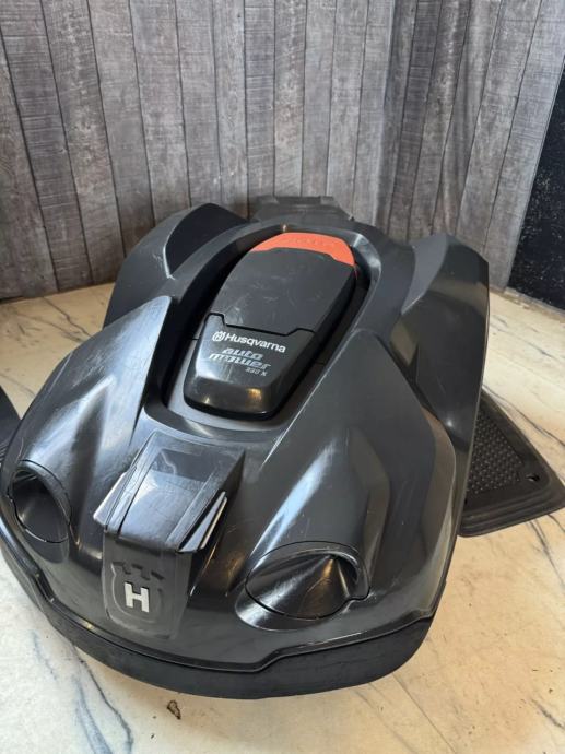 Husqvarna Automower 330X (Gebraucht) In St.Antoni Für CHF 300 - Nur - Foto 10