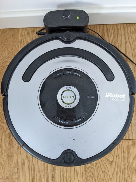 iRobot Roomba 555