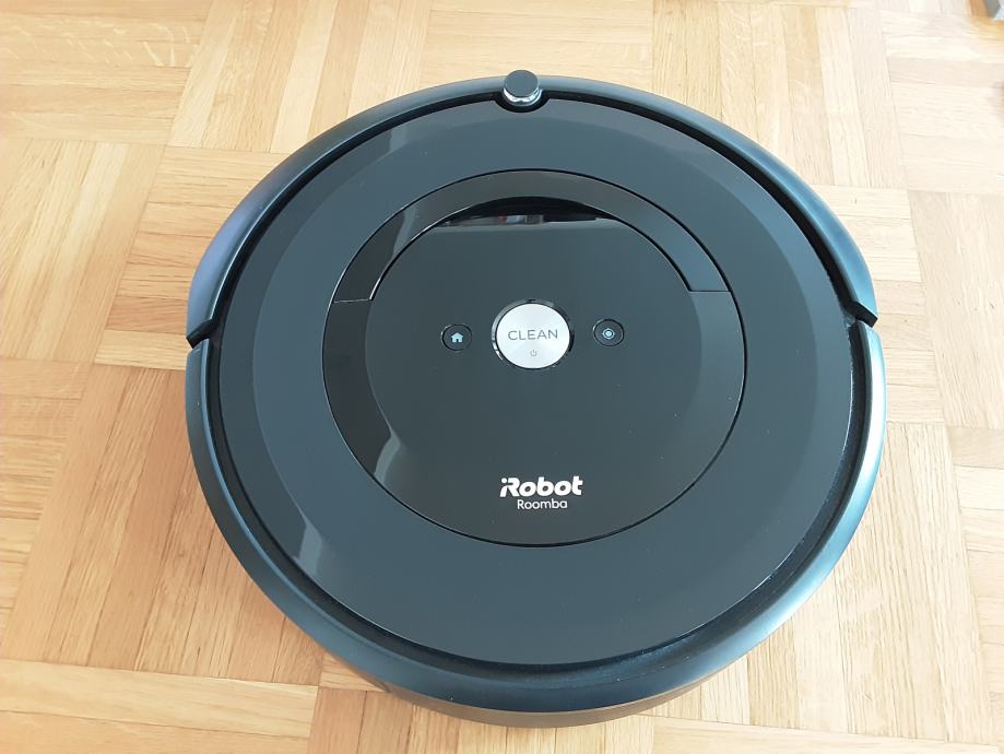 iRobot_Roomba_e5158