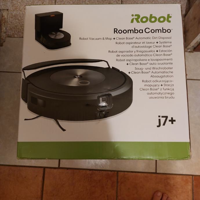 Robotski sesalnik Roomba Combo J7+