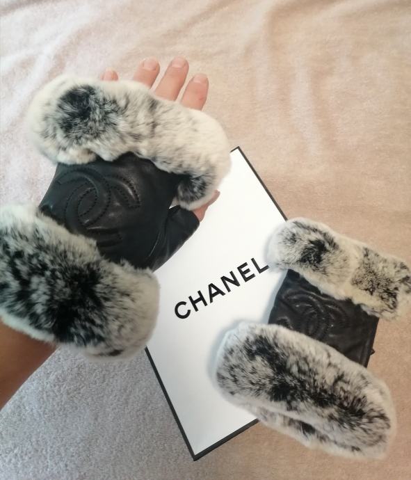 Chanel usnjene rokavice s krznom