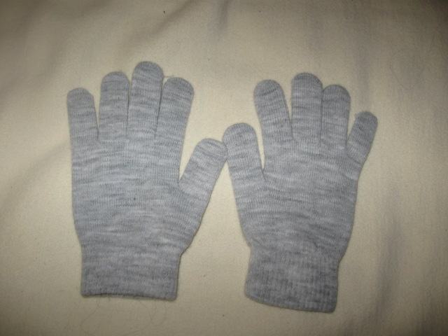 nove pletene rokavice C&A, univerzalna velikost, več komadov