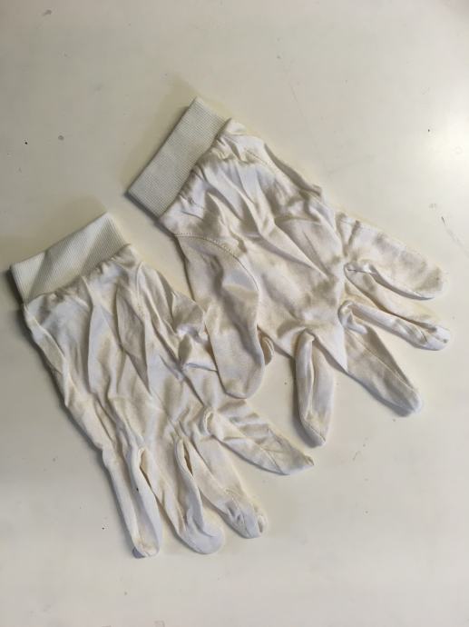 Svilene rokavice