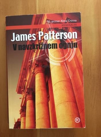 V navzkrižnem ognju - James Patterson (kriminalka)