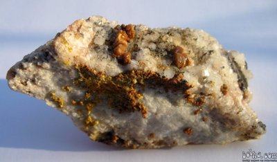 minerali, kristali - Mimetezit kampilit