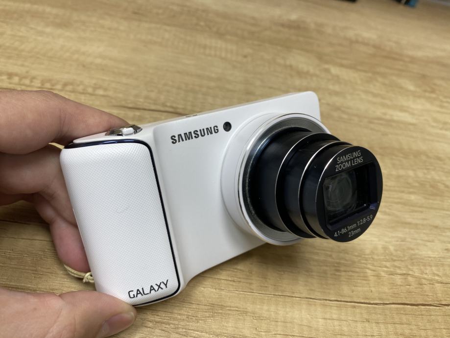 Samsung Galaxy Camera GC100-fotoaparat (kot nov-zelo malo koriščen)