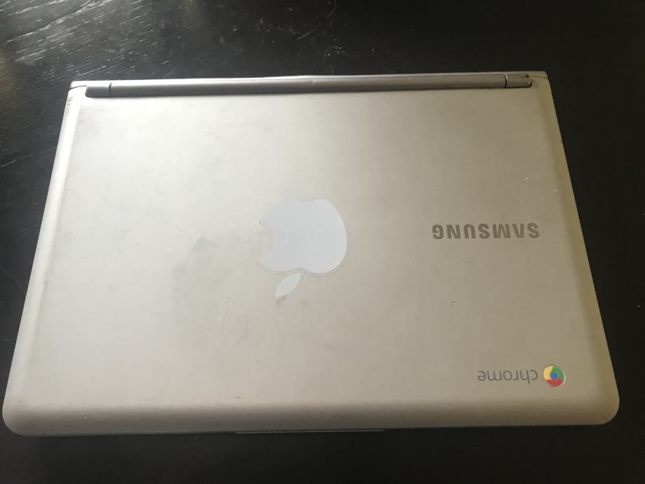 Samsung Chromebook v okvari,za dele
