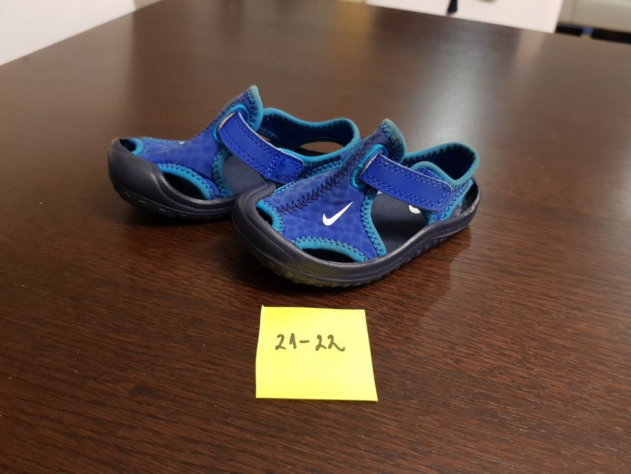 Čevlji za v vodo Nike Sunray Protect (modri), sandali št. 21-22