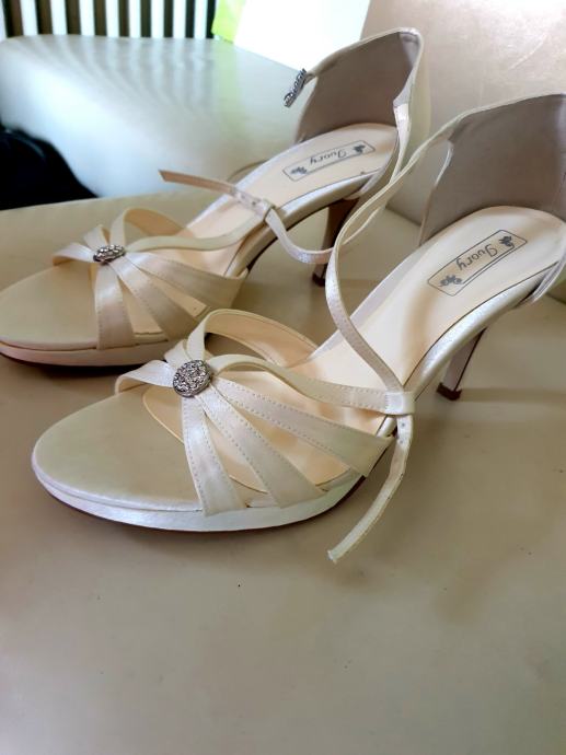 Poročni sandali