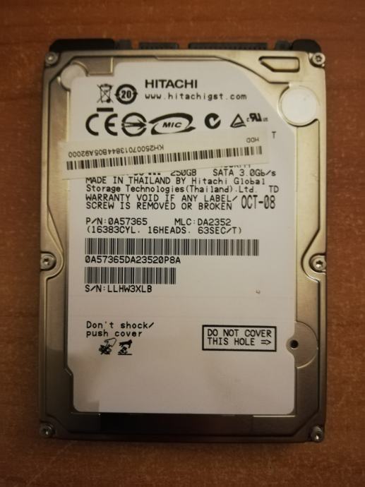 Trdi disk Hitachi 250GB SATA2 za prenosnik