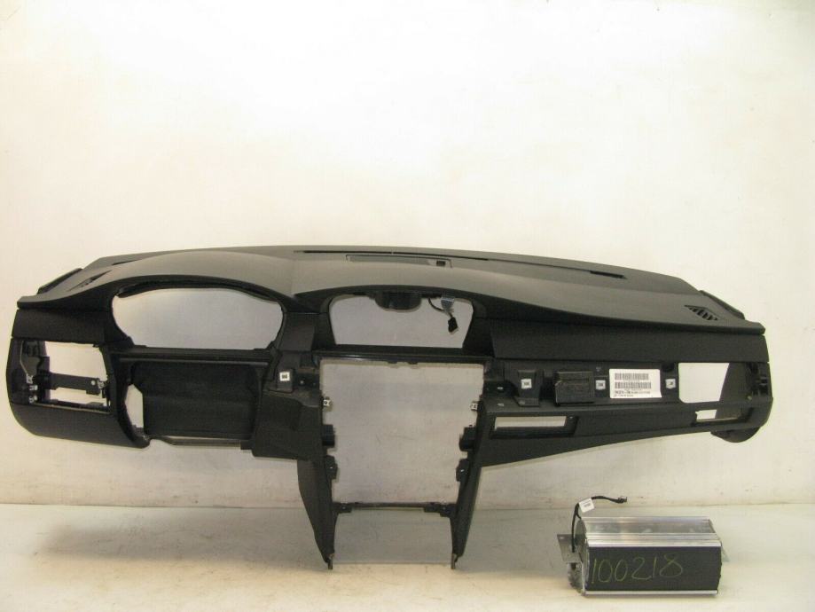 BMW E60 E61 Armaturna plošča Armaturka in Airbag
