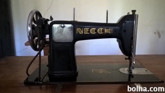 Šivalni stroj Necchi