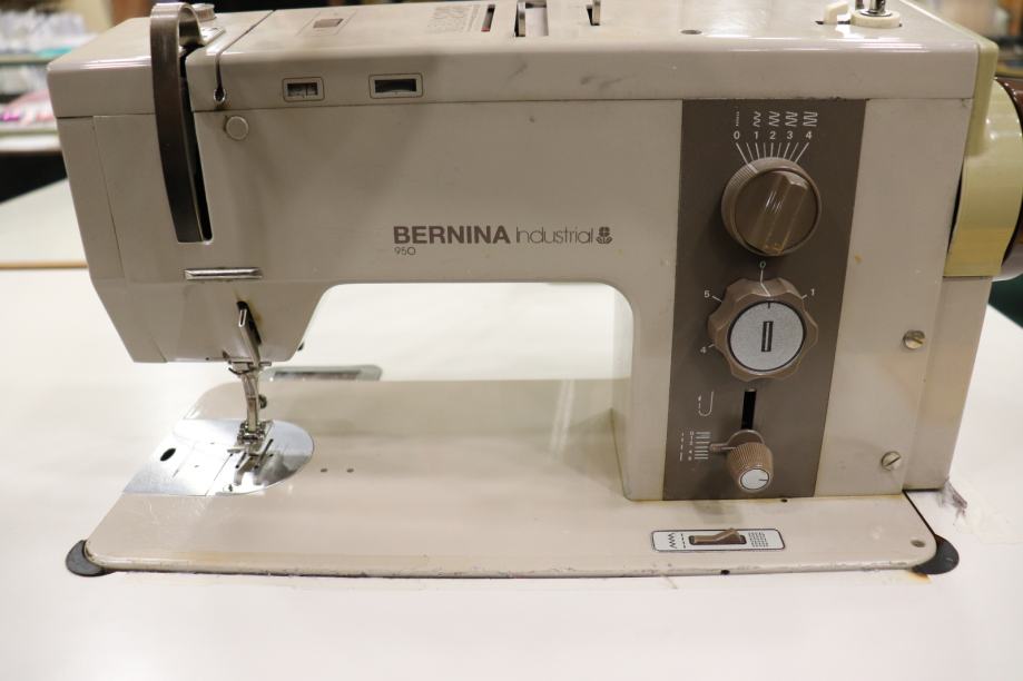 BERNINA industrial 950