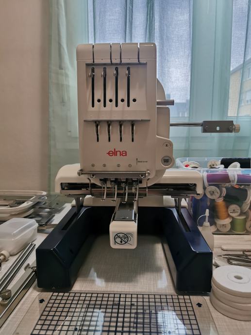 Vezilni stroj eXpressive 940 (ELNA 9900)