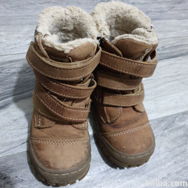 Zimski čevlji, škornji št. 23