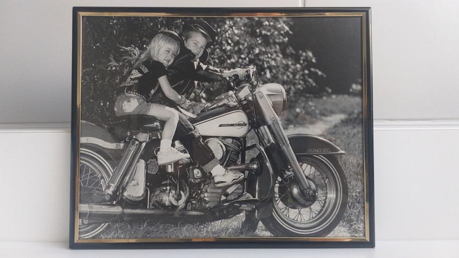 Otroška slika v zastekljenem okvirju (26 x 21 cm, Harley Davidson)
