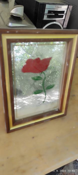 Slika na steklu ,z  okvirjem s podstavkom