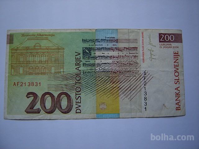BANKOVCI 200 tolarjev 2001,04 Slovenija