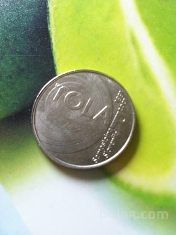kovanec samostojna Slovenija, 100 tolarjev, 2001, naprodaj