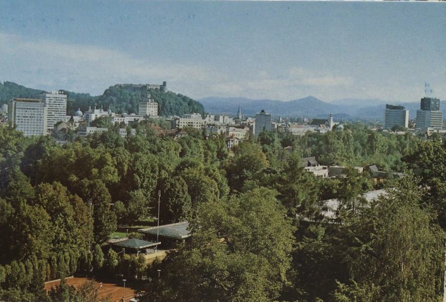 Ljubljana- prvo jugoslovansko mesto heroj-neposlana kot nova