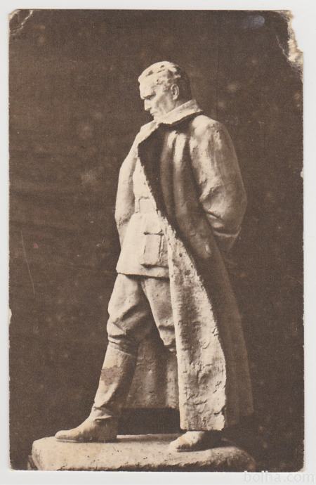 SPOMENIK MARŠALA TITA V KUMROVCU 1949 TITO