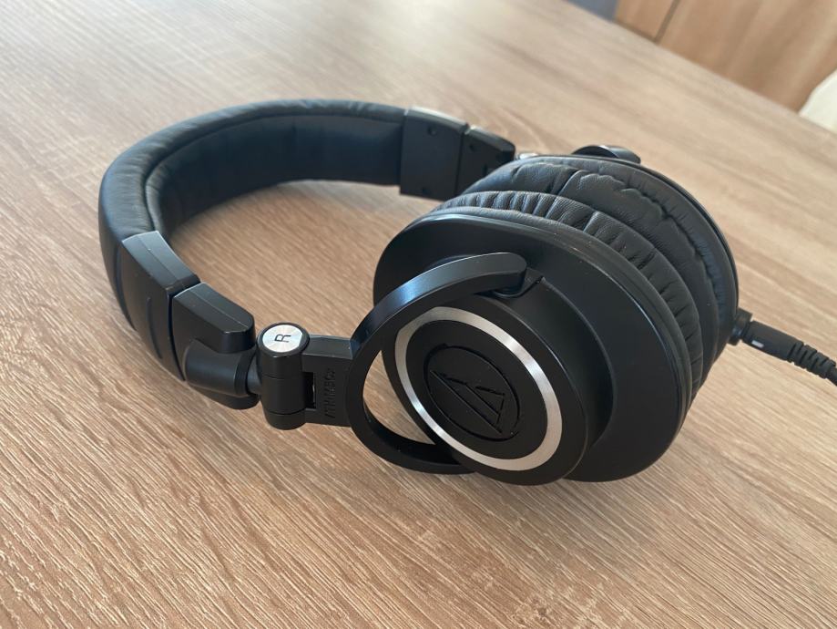 Profesionalne studijske slušalke audio-technica ATH-M50x (+ earpadsi)