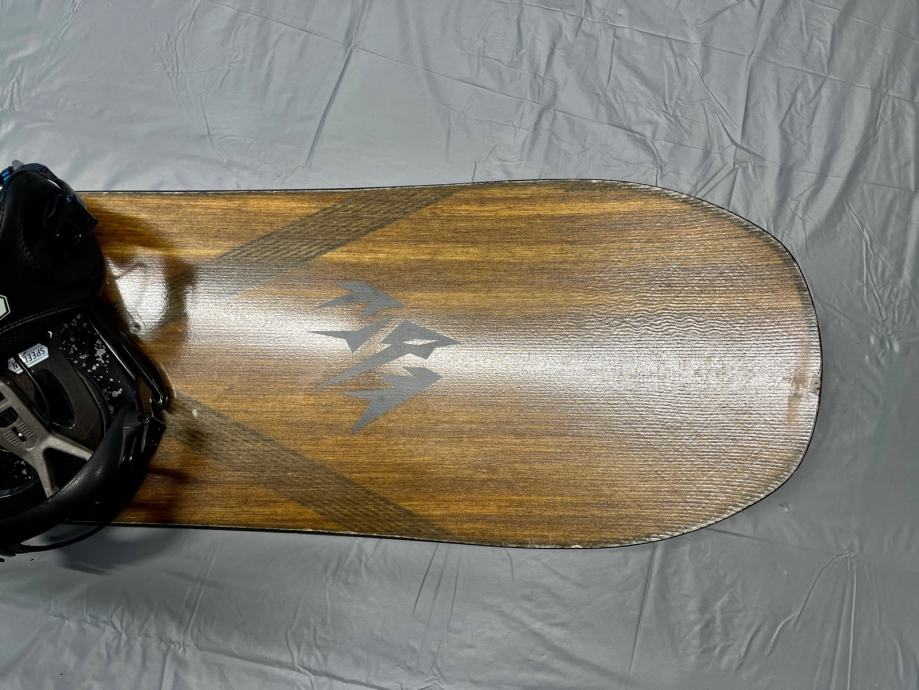 Snowboard Jones mountain twin 158w, Jones flagship 164cm, swoard dual