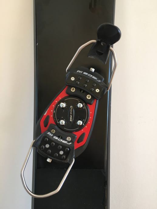 Snowboard race Elan Ballistic