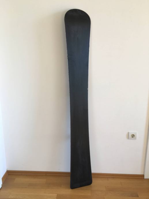 Snowboard race Elan Ballistic