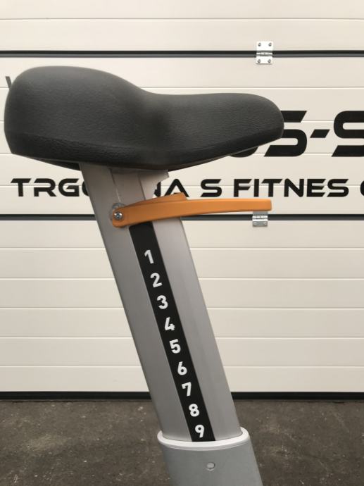 PROFESIONALNO KOLO PRECOR EXPERIENCE 835