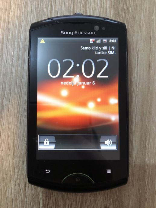 Sony Ericsson Live with Walkman - WT19i
