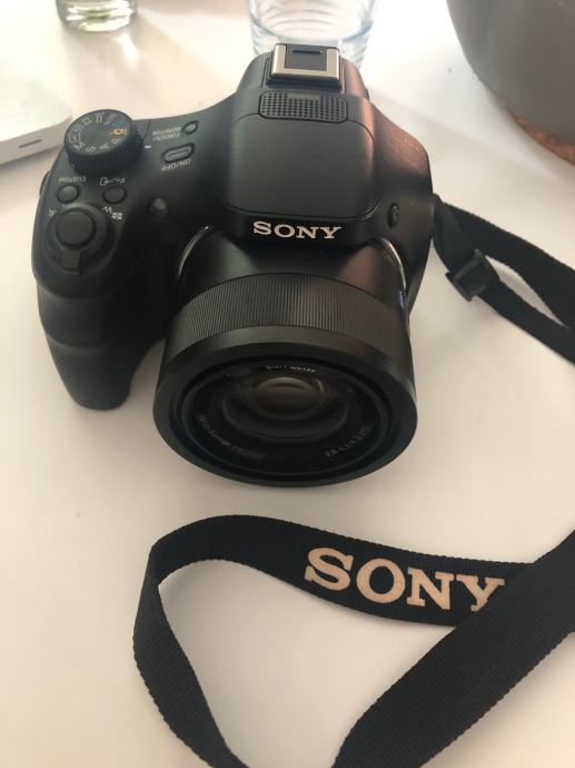 Fotoaparat Sony DSC-HX400V 50-kratni optični zoom