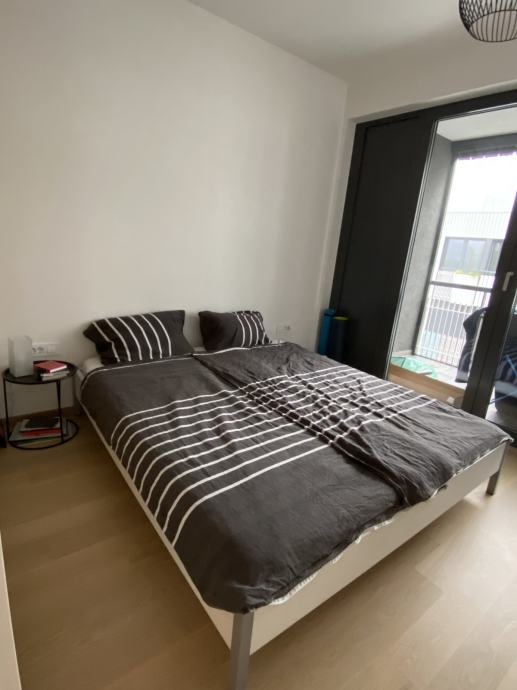 Vzmetnica Dormeo 200x180 + okvir + Vitapur Cammomile nadvložek