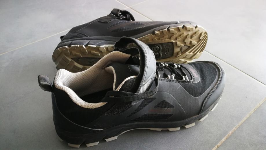 Kolesarski čevlji MTB