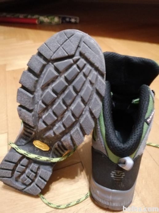Prodam Alpina ženske pohodne čevlje SILVER MID 631A1