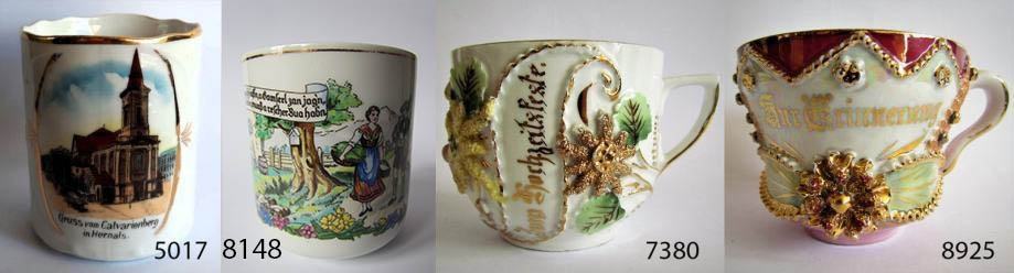 Starinska porcelanasta skodelica za čaj