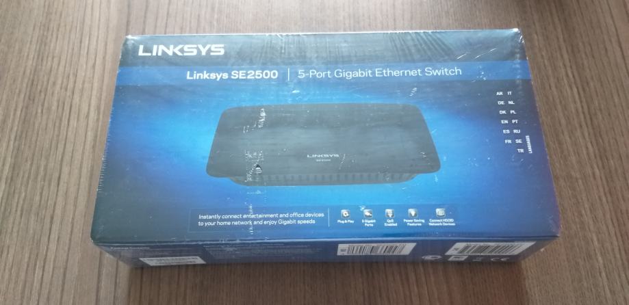 Switch Linksys SE2500 - 5 VHODOV