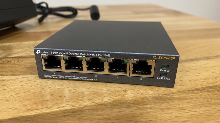 TP-Link TL-SG1005P 4 x PoE switch, mrežno stikalo