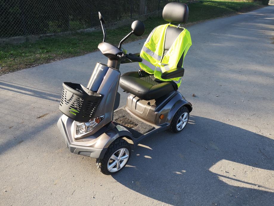 Električni invalidski skuter Carvo, 2019 l.