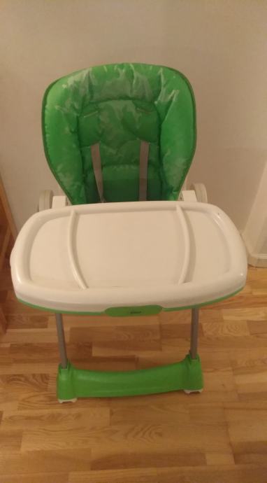 UGODNO prodam - kompakten stolček za hranjenje!
